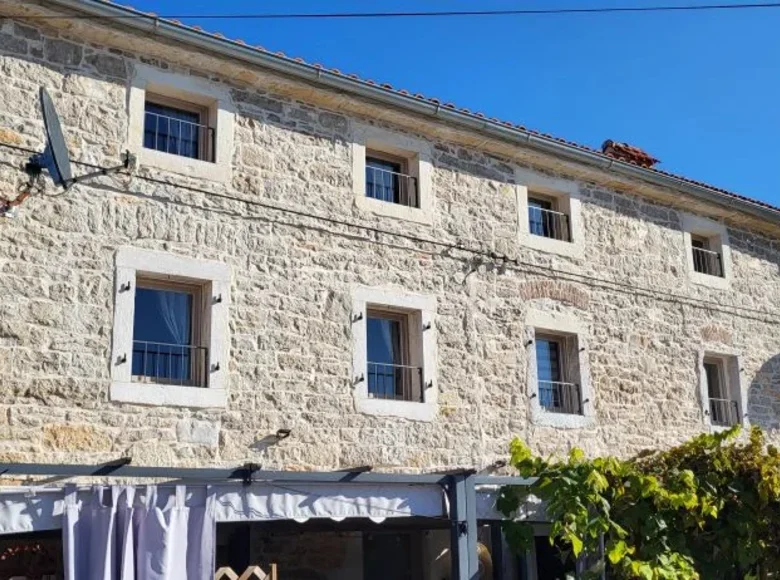 Cottage 6 bedrooms  Porec, Croatia