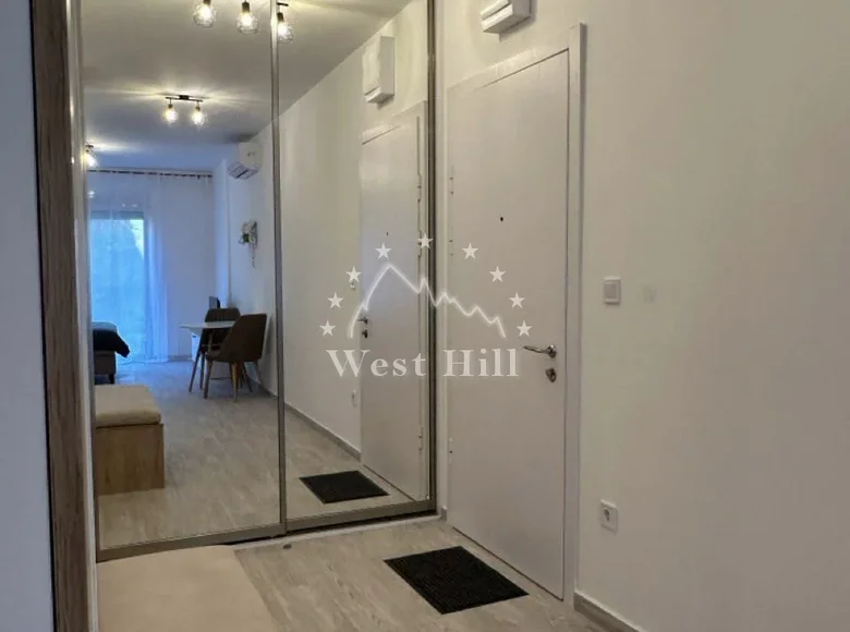 Apartamento 32 m² Becici, Montenegro