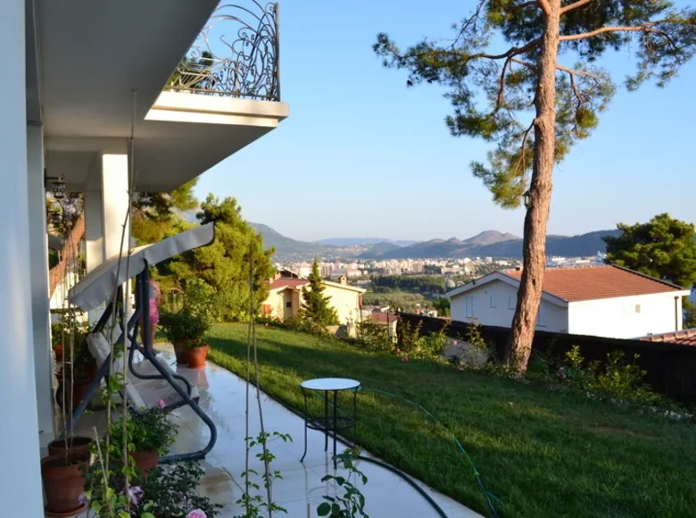 Haus 5 Schlafzimmer 360 m² Susanj, Montenegro