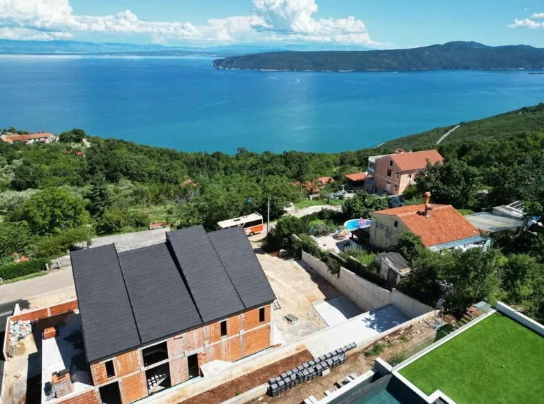 4 bedroom Villa 275 m² Opatija, Croatia