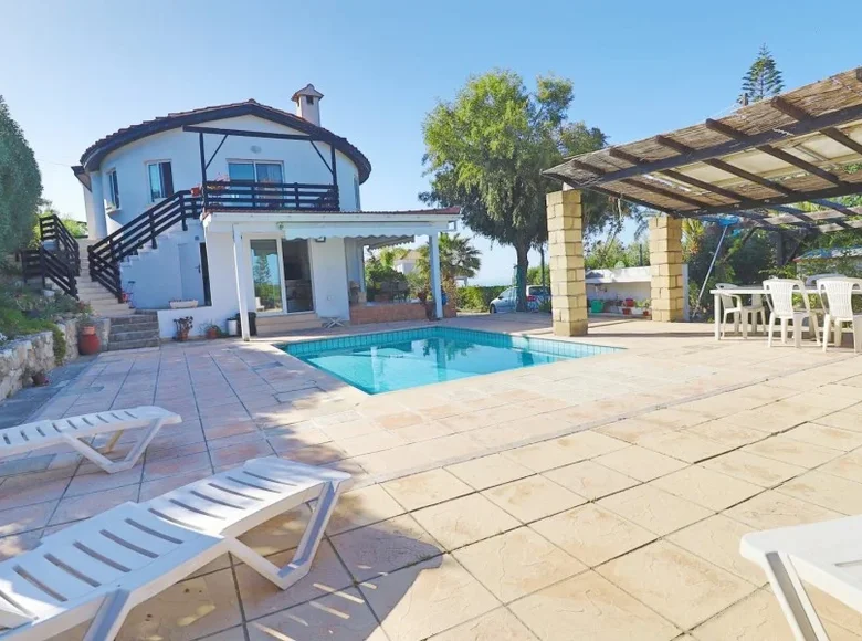7 bedroom house 260 m² Tala, Cyprus