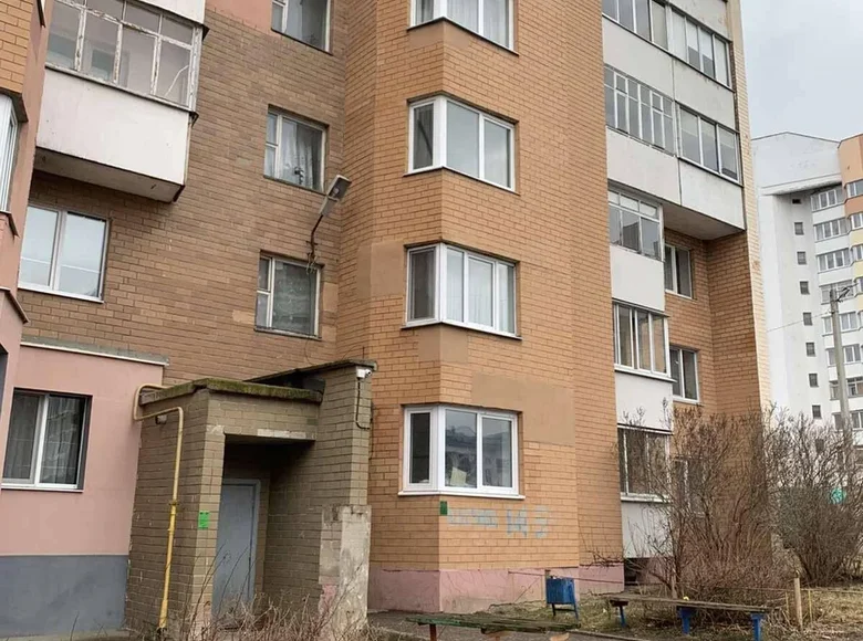 1 room apartment 38 m² Maladzyechna, Belarus