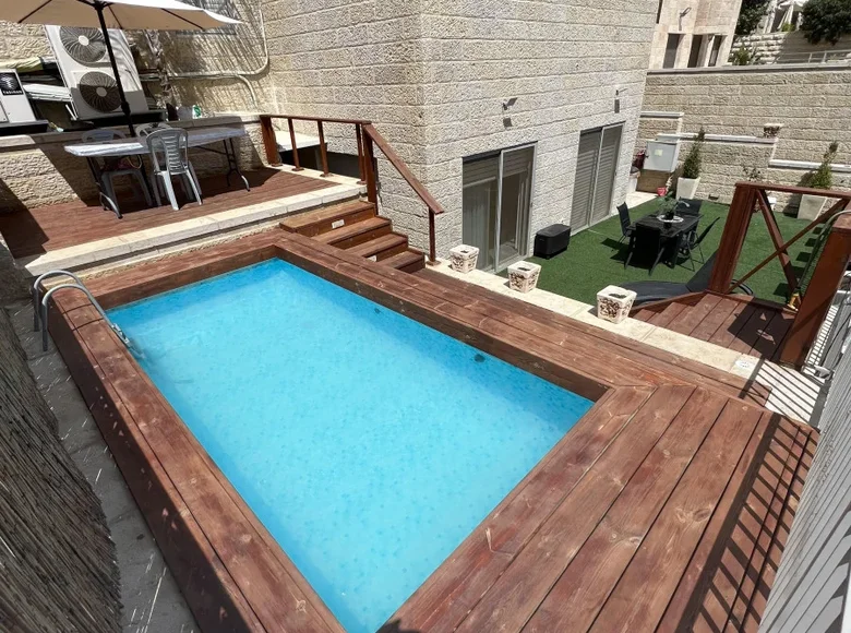 6 room apartment 160 m² in Jerusalem, Israel