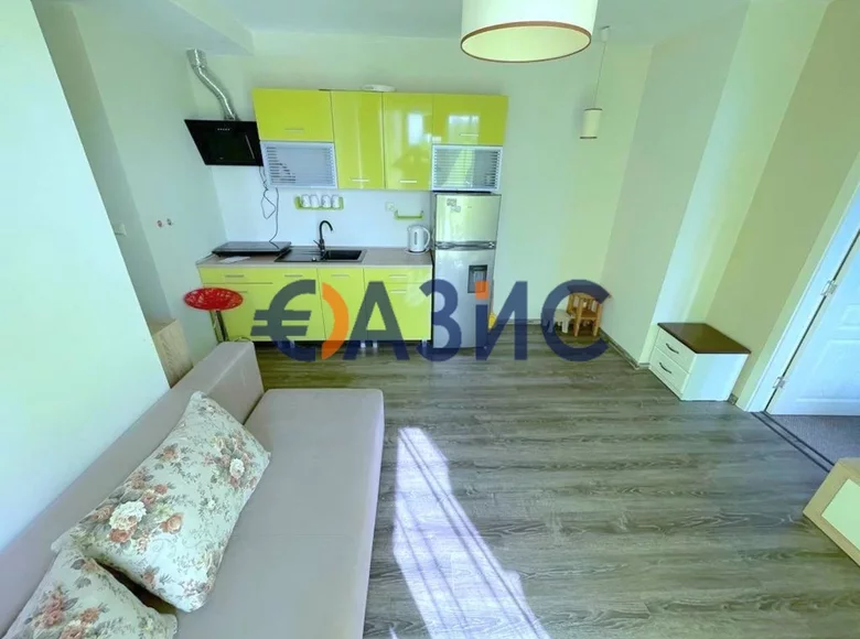 Квартира 2 спальни 52 м² Солнечный берег, Болгария