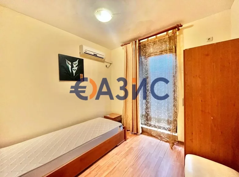 Квартира 3 спальни 83 м² Святой Влас, Болгария
