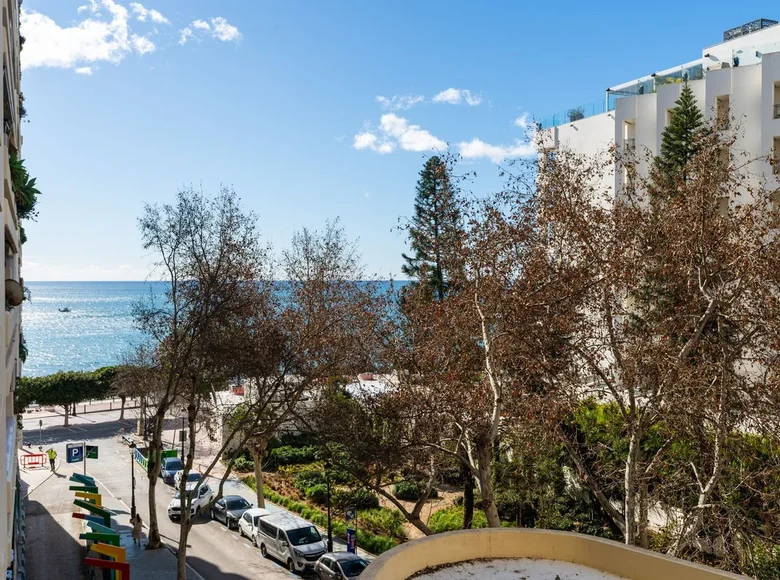 Квартира 2 спальни 120 м² Марбелья, Испания