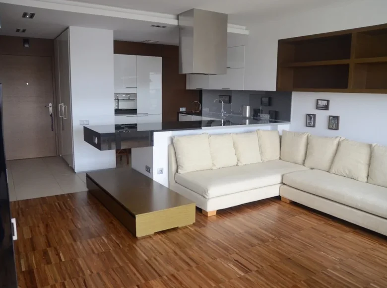 2 room apartment 55 m² in Warsaw, Poland
