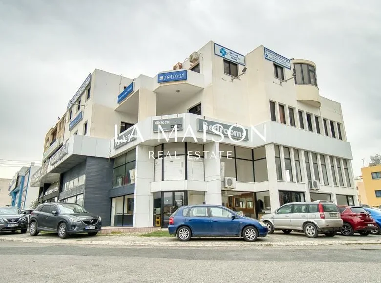 Büro 969 m² Geroskipou, Cyprus