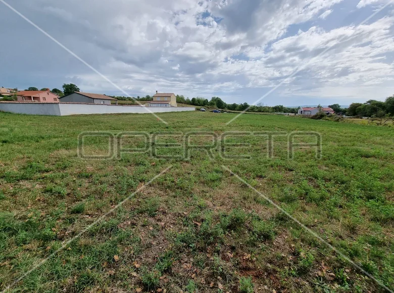 Land 526 m² Orihi, Croatia