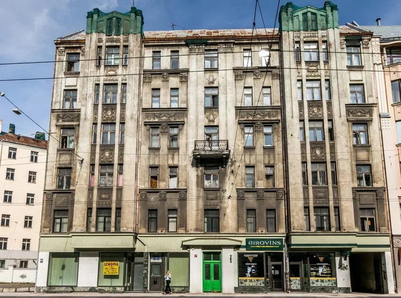 Edificio rentable 3 179 m² en Riga, Letonia