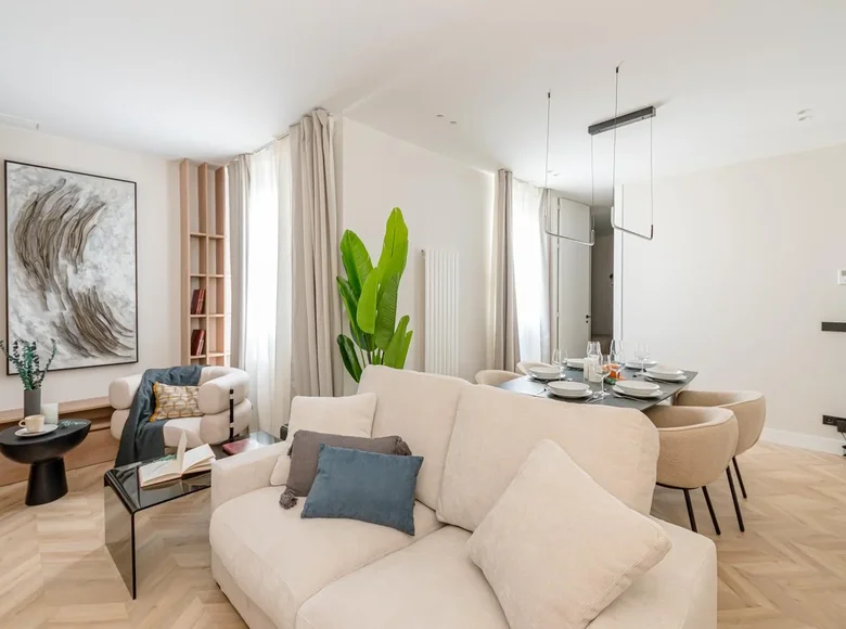 2 bedroom apartment 83 m² Madrid, Spain