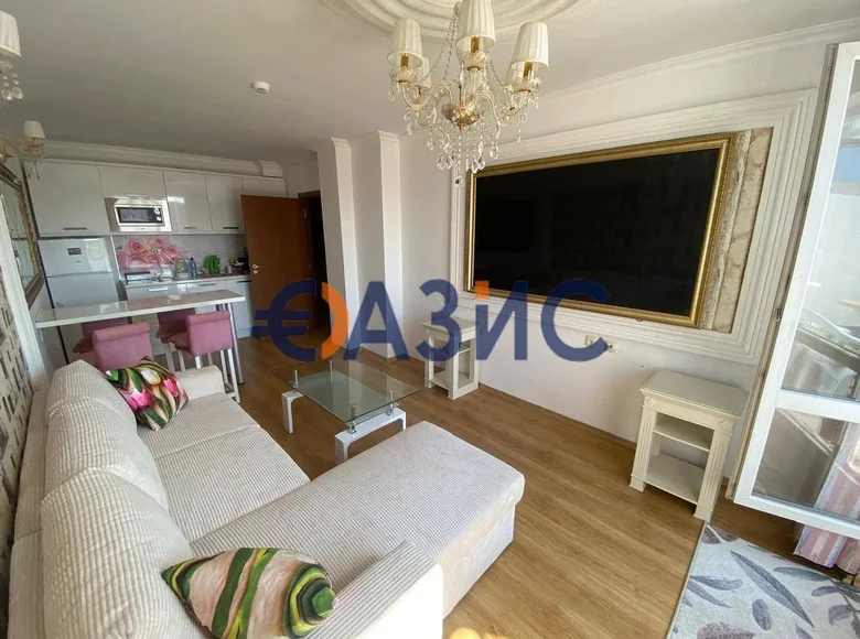 Mieszkanie 2 pokoi 68 m² Nesebyr, Bułgaria