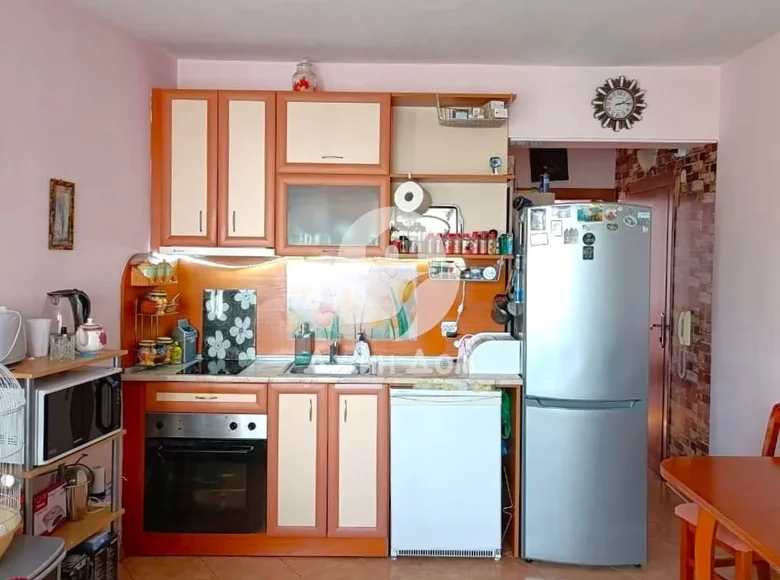 Mieszkanie 2 pokoi 60 m² Nesebyr, Bułgaria
