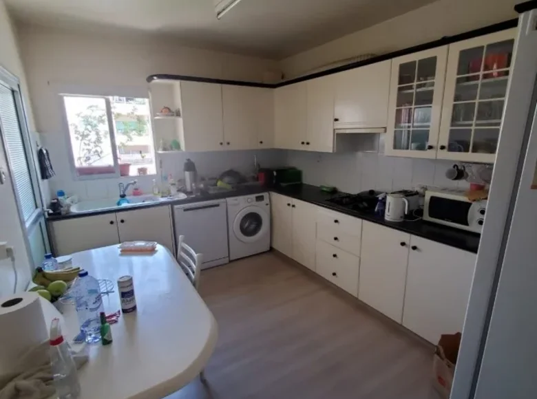 Mieszkanie 3 pokoi  Limassol, Cypr