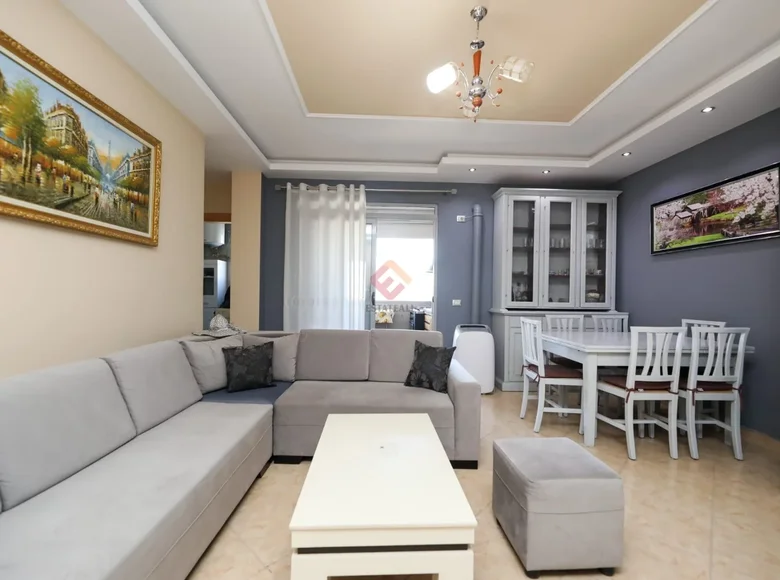 Apartment 106 m² Vlora, Albania