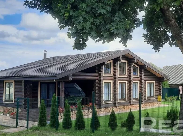 Cottage 131 m² Valieuka, Belarus