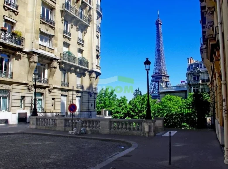 Mieszkanie 8 pokojów 355 m² Paryż, Francja