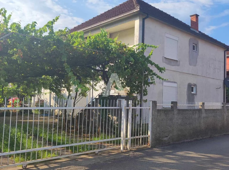 Haus 3 Schlafzimmer  Podgorica, Montenegro