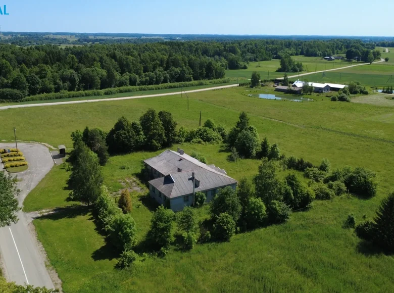 House 564 m² Traksedis, Lithuania