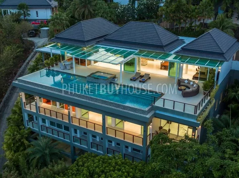 6 bedroom villa 1 256 m² Ban Kata, Thailand