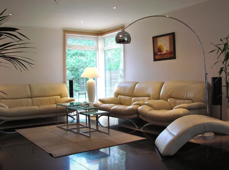 Willa 8 pokojów 440 m² Ryga, Łotwa