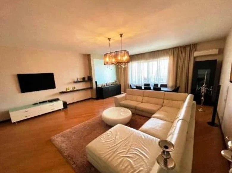 Apartamento 4 habitaciones 185 m² Tiflis, Georgia