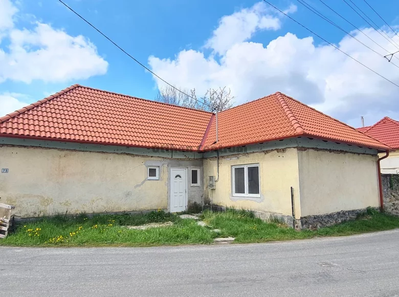 2 room house 95 m² Varoslod, Hungary