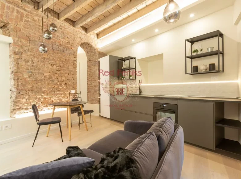 3 bedroom apartment 82 m² Milan, Italy