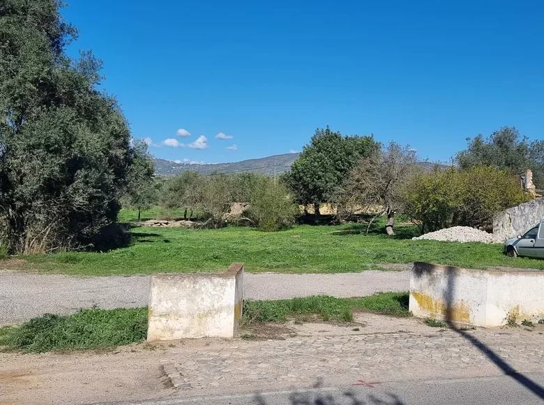 Grundstück  Quelfes, Portugal