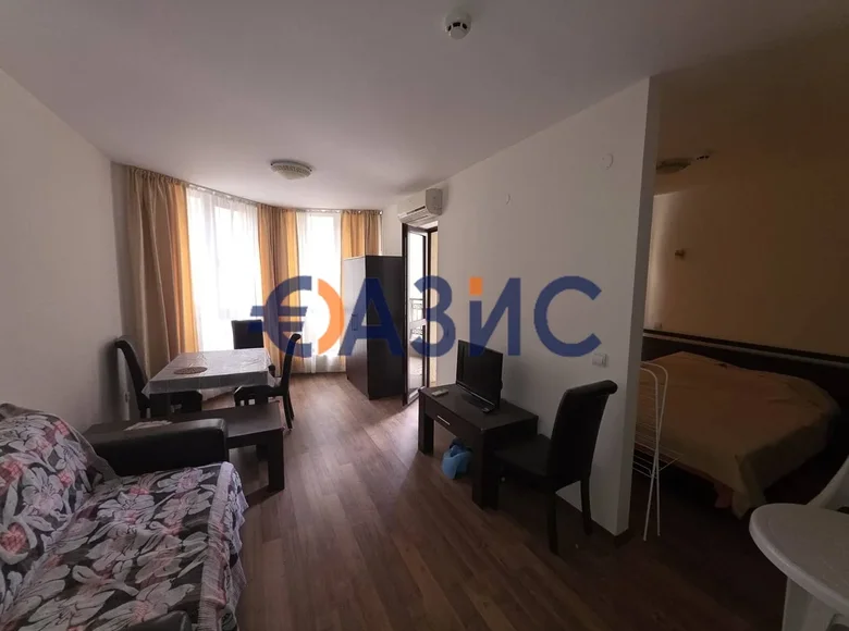Mieszkanie 2 pokoi 47 m² Nesebyr, Bułgaria
