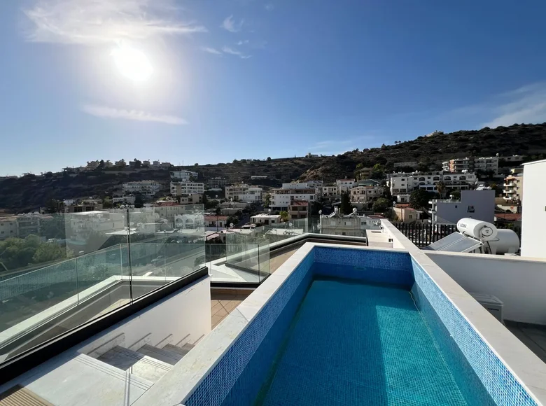 3 bedroom apartment 136 m² Germasogeia, Cyprus