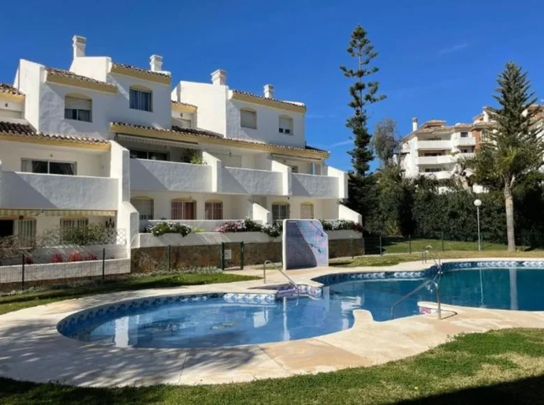 Mieszkanie 3 pokoi 130 m² Mijas, Hiszpania