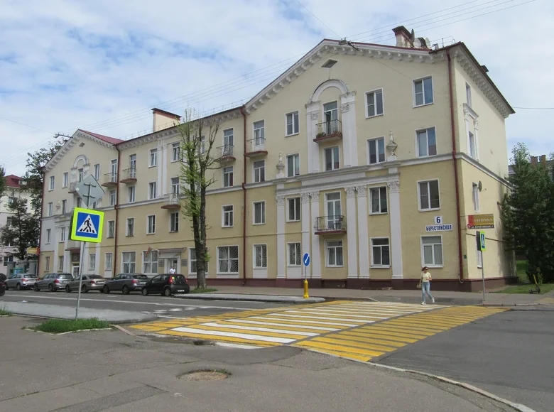 Mieszkanie 2 pokoi 64 m² Mińsk, Białoruś