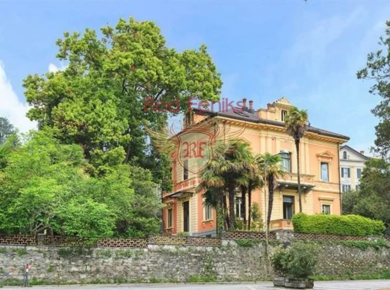 Villa de 6 habitaciones 705 m² Lago Maggiore, Italia