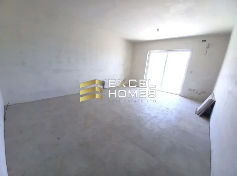 3 bedroom apartment  Zabbar, Malta