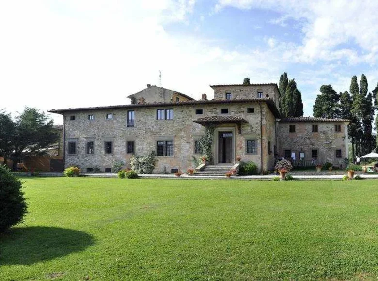 Villa 54 Zimmer 1 550 m² Metropolitan City of Florence, Italien