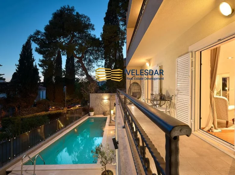 5 bedroom villa 350 m² Grad Split, Croatia
