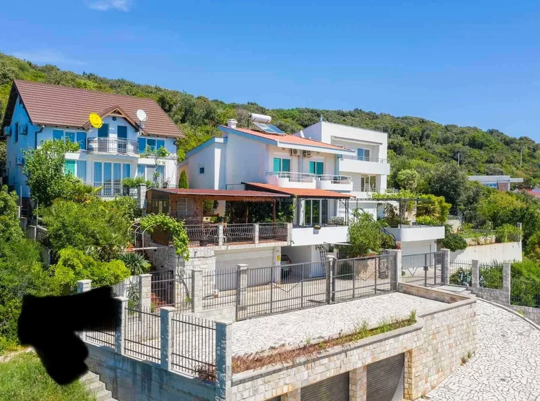 Casa 4 habitaciones 200 m² Kunje, Montenegro