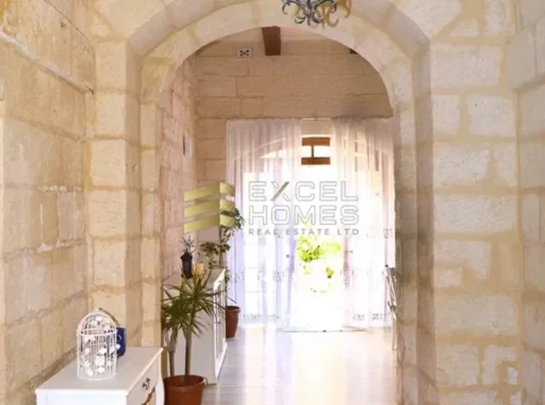 Dom 3 pokoi  w Gharghur, Malta