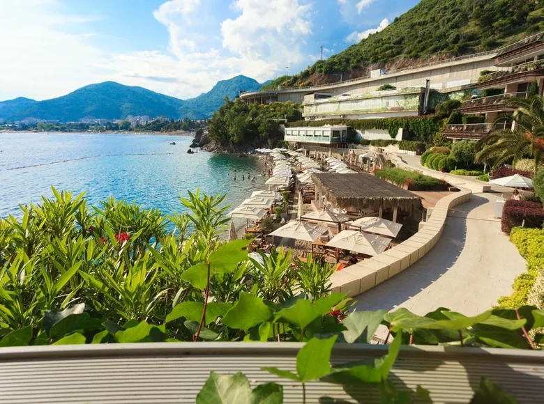 1 bedroom apartment 107 m² Montenegro, Montenegro