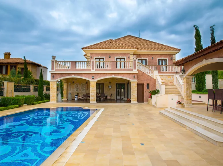6 bedroom villa 680 m² Paphos Municipality, Cyprus
