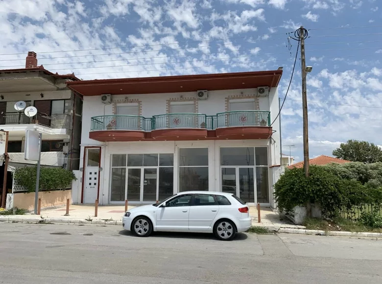 Commercial property 240 m² in Agios Pavlos, Greece
