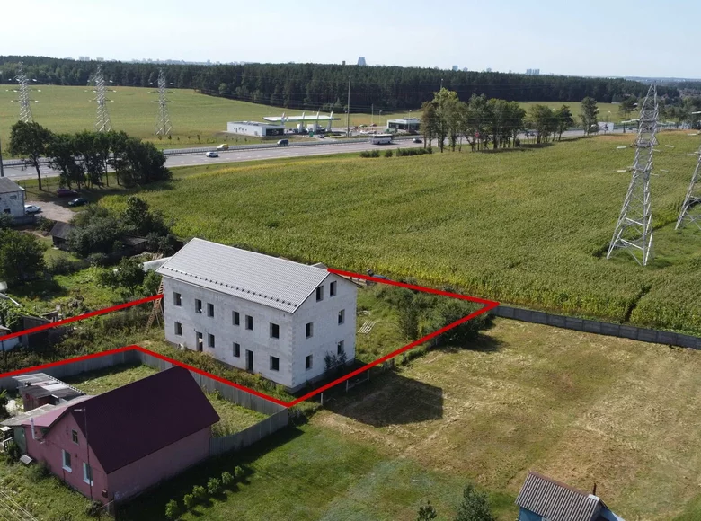 Commercial property 202 m² in Cnianka, Belarus