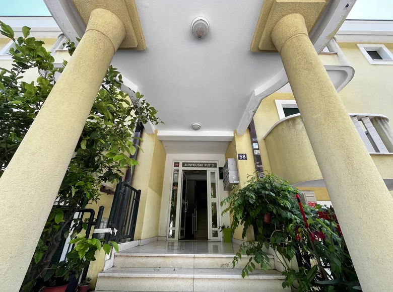 Appartement 5 chambres 167 m² Petrovac, Monténégro