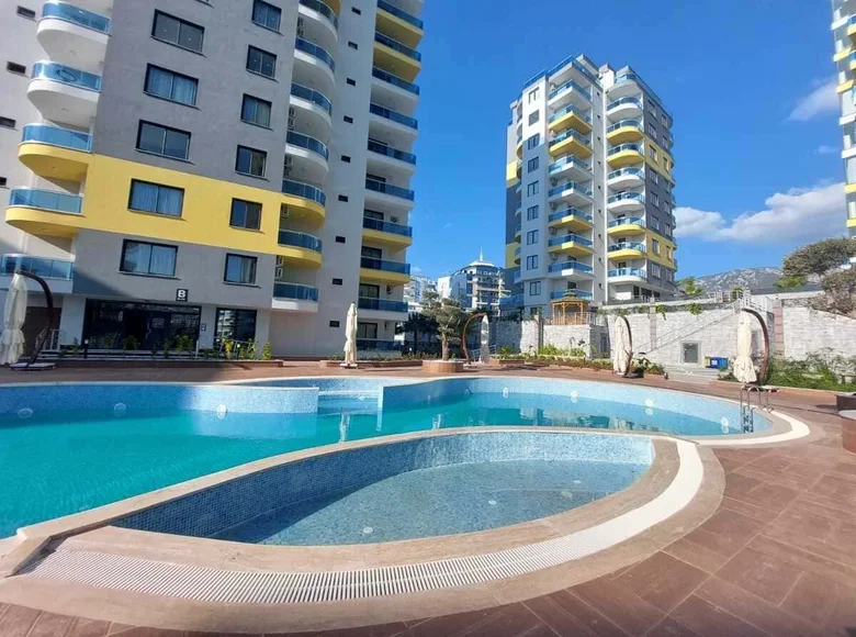 1 bedroom apartment  Mahmutlar, Turkey