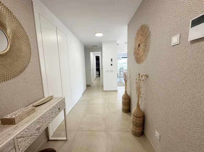 Wohnung 4 zimmer  Estepona, Spanien