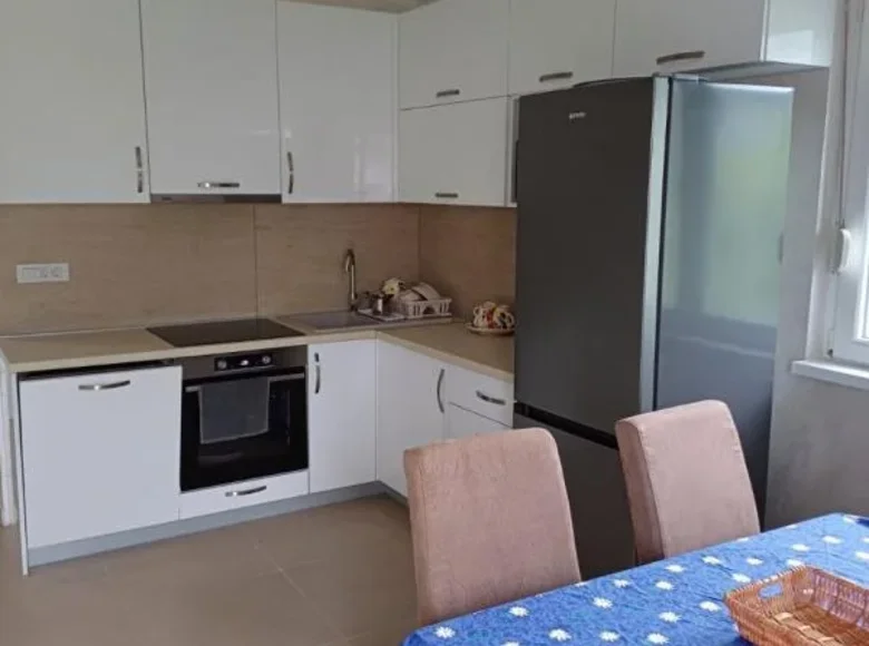 Wohnung 2 Schlafzimmer 73 m² Bjelisi, Montenegro