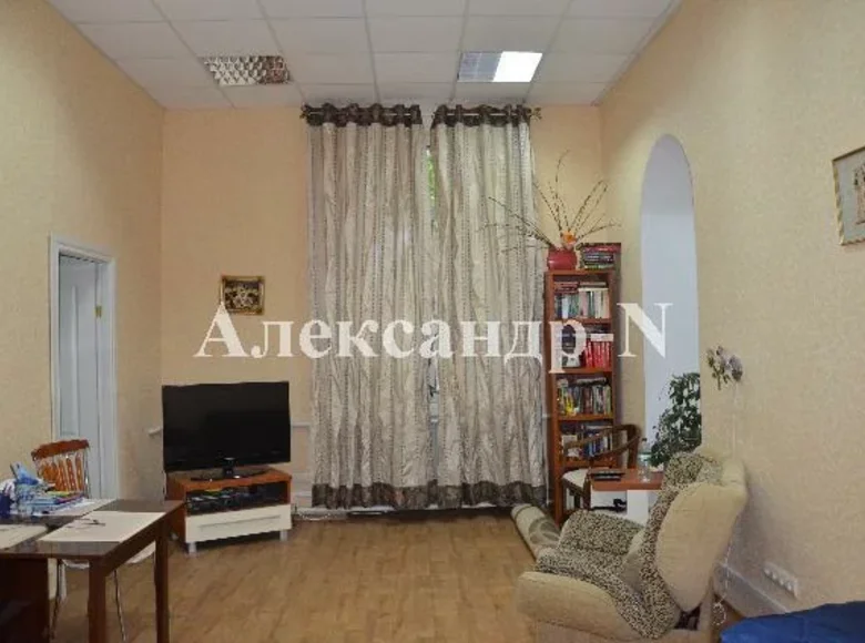 Wohnung 4 Zimmer 153 m² Odessa, Ukraine