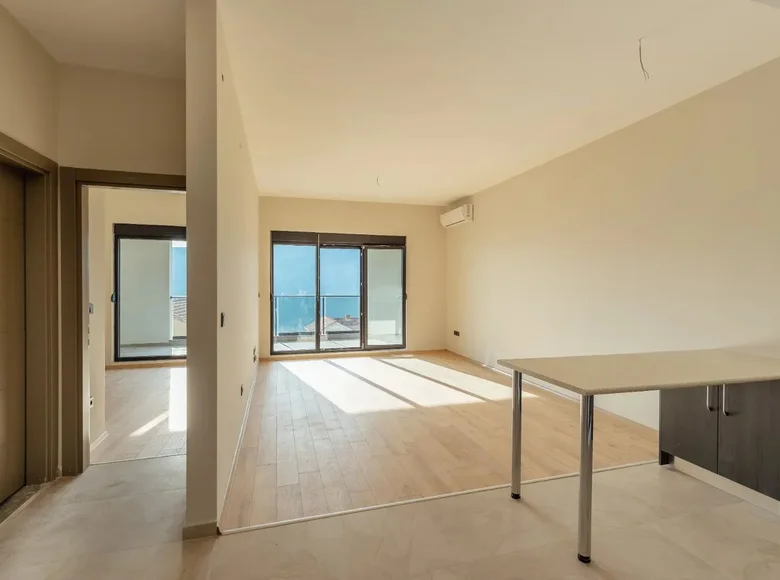 Apartamento 1 habitacion 70 m² Herceg Novi, Montenegro