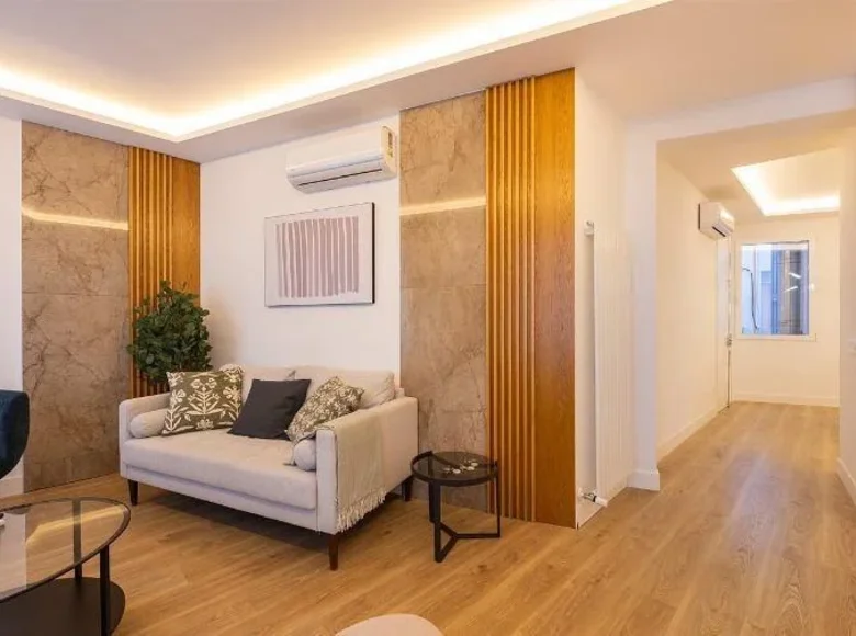 Apartamento 4 habitaciones  Área metropolitana de Madrid y Corredor del Henares, España